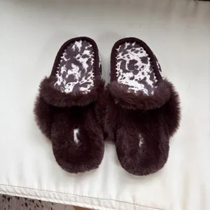 Cowhide print slippers thumbnail 2