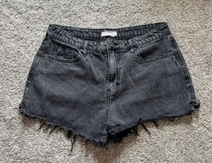 Unpublished Black shorts thumbnail 1