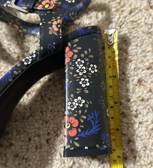 Nine West Funkyo Floral Print Platform Heels thumbnail 5