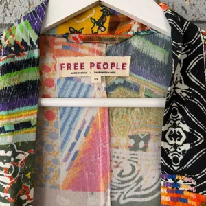 Free People Violet Duster Kimono Cardigan Size XS Colorful Printed Graphics thumbnail 4
