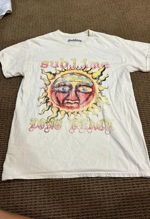 T-shirt thumbnail 1