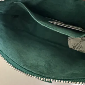 Coach C8306 Lonnie Baguette In Signature Jacquard & Leather Green thumbnail 7