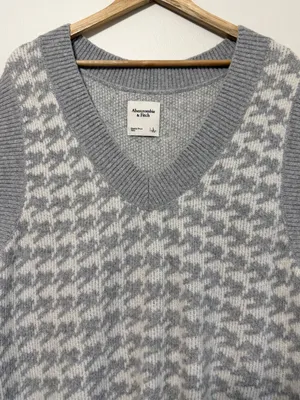 Abercrombie & Fitch Houndstooth V-Neck Sweater Vest Size Large Grey thumbnail 4