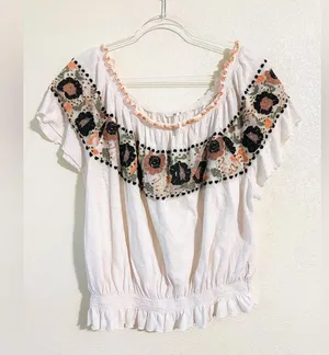 Free People sienna Off-Shoulder embroidery White Top Size: M thumbnail 3
