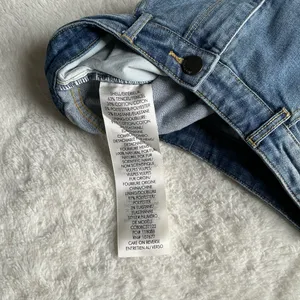 Alice + Olivia cropped denim capris thumbnail 5