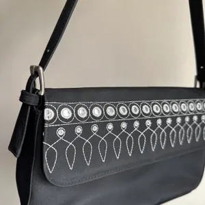 Shoulder Bag Black thumbnail 2