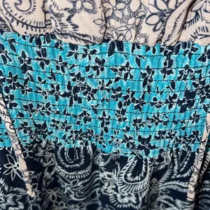 Cabi Dani Paisley Shirred Dress Size Small thumbnail 4
