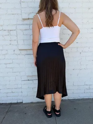 Black pleated accordion satin midi skirt with ruffle hem sz s #classy #goingout #church thumbnail 3