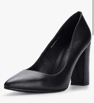 Amazon Black Heels thumbnail 1