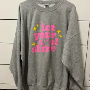 Let Your Soul Shine Trendy Crewneck Sweatshirt thumbnail 2