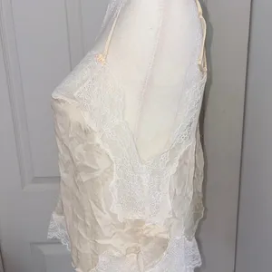 Skims Cream Silk Lace Cami Top Size M thumbnail 2