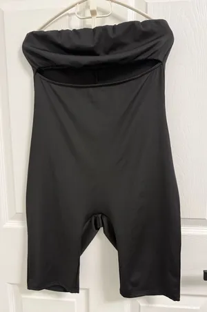 Strapless cutout shorts romper Black Size M thumbnail 1