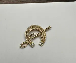 Vintage Gerry’s Rhinestone Horse Shoe With Riding Crop Brooch Pin Gold Tone thumbnail 8