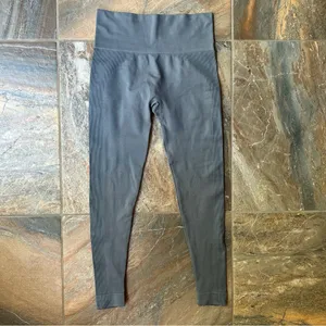 SET Active Sculptflex Seamless Leggings in Slate Women’s Size Medium thumbnail 5