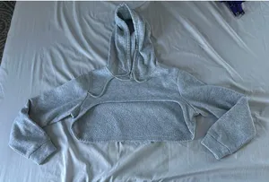 SheIn Cropped cut out hoodie thumbnail 1