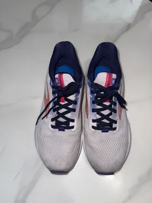 Brooks Women’s Athletic Shoes in Light Gray with Navy and Peach Details thumbnail 3