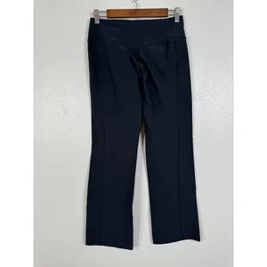 Nike Dri-FIT Legend Pants Womens Medium Short Black Training Yoga 548512-010 thumbnail 2