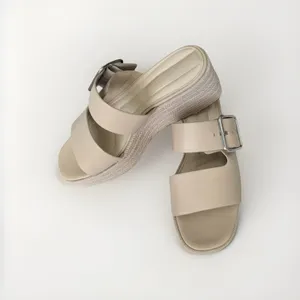 Franco Sarto Platform Wedge Slide Sandals Beige Buckle Comfort Women's US 7.5 thumbnail 3