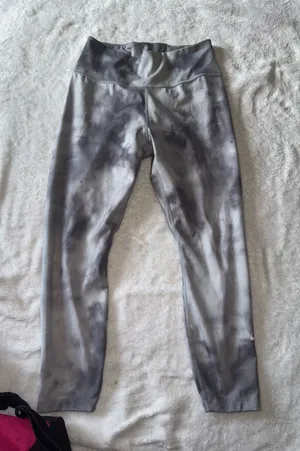 Nike Dri-Fit Cropped Leggings thumbnail 1
