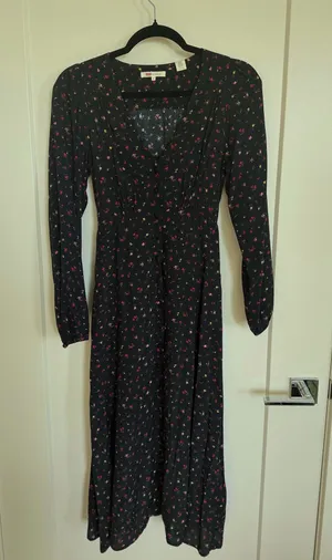 XS Levi’s Midi Dress with buttons  thumbnail 1