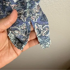 Lucky Brand Floral V-Neck Women's Top SZ:L thumbnail 4