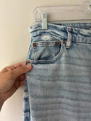 American Eagle Sz 14 Mom Jeans curvy straight leg high-rise fit with distressing thumbnail 5