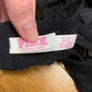 PINK Victoria's Secret Bralette womens Medium A-C‎ Black Lace Halter Wireless thumbnail 3