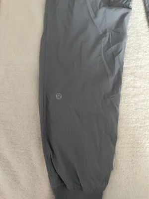 Lululemon Dance Studio Joggers thumbnail 4