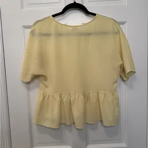 Wilfred Aritzia Butter Yellow Peplum Blouse‎ Textured Flowy Top Size XXS thumbnail 5
