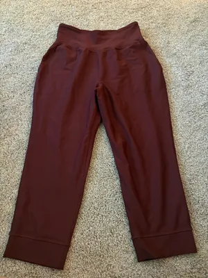 Maroon Old Navy Active Joggers thumbnail 1