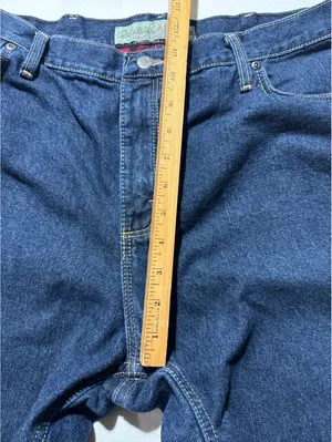 Cabela's Casuals Classic Blue Denim Jeans - Legendary Since thumbnail 4