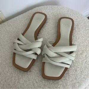 Zara White Sandals Modern Minimalist Design thumbnail 2