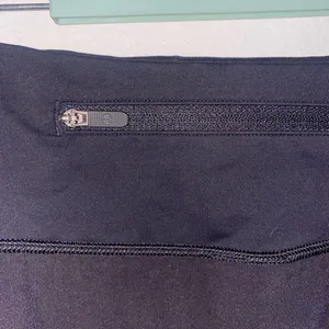 Lululemon Black speed up short women’s size 4 thumbnail 5