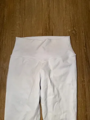 Alo Yoga High-Waisted Leggings thumbnail 3
