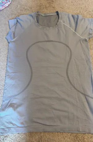 Lululemon knit short sleeve - black/grey vertical stripe thumbnail 1