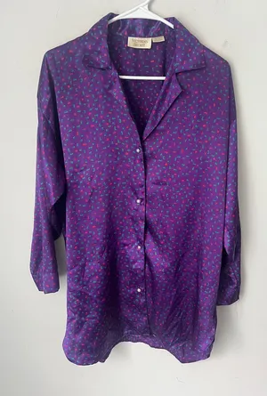 Vintage Victoria’s Secret Satin PJ Top Purple P/S ✔️ thumbnail 1