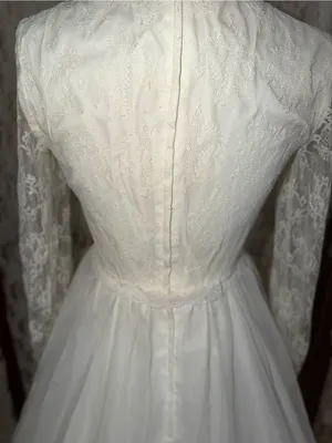 Beautiful Vintage 1970s/80s JcPenney Wedding Gown thumbnail 7