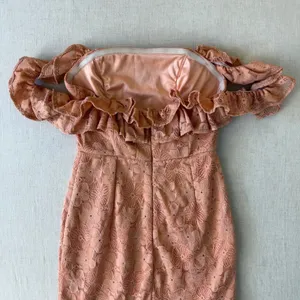 Hello Molly Lace Mini Dress Womens Size 4 Peach Coral Ruffle Off Shoulder Floral thumbnail 11