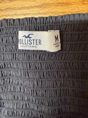 Hollister Black Square-Neck Puff Sleeve Crop Top thumbnail 6