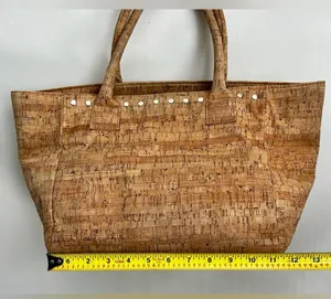 Laggo cork large tote bag lightweight Brown thumbnail 8