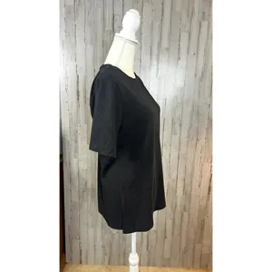 Physical Attraction Women's Medium Dark Gray Short Sleeve Crewneck‎ T-Shirt thumbnail 5