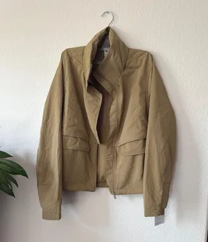 Lululemon Athletica Lululemon Always Effortless Jacket Filbert Tan size 6 thumbnail 1