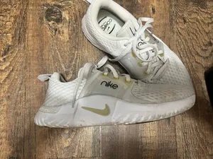 Nike Tennis Shoes thumbnail 3