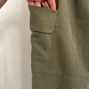 Figs olive green scrubs cargo pants sz M\S thumbnail 3