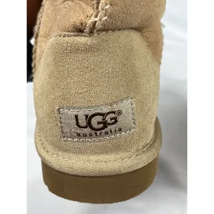 Ugg Australia Womens Tan Short Sheepskin Boots Size 5 SKU 7374 thumbnail 5