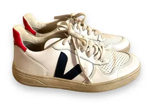 Veja V-10 White, Red &‎ Blue Leather Lace-Up Sneakers Sz 7 thumbnail 1