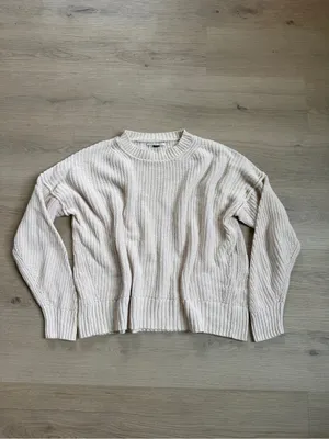 American Eagle cream chunky rib-knit oversized crewneck sweater size XS thumbnail 2