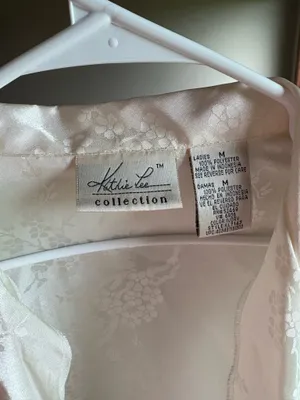 Silk Button Up White Size M thumbnail 2