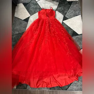 Wedding Dress VNAIX Red Lace Embroidered Tulle Ball Gown Size 6 thumbnail 7