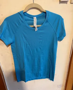 Lululemon Swiftly Tech Short Sleeve thumbnail 1